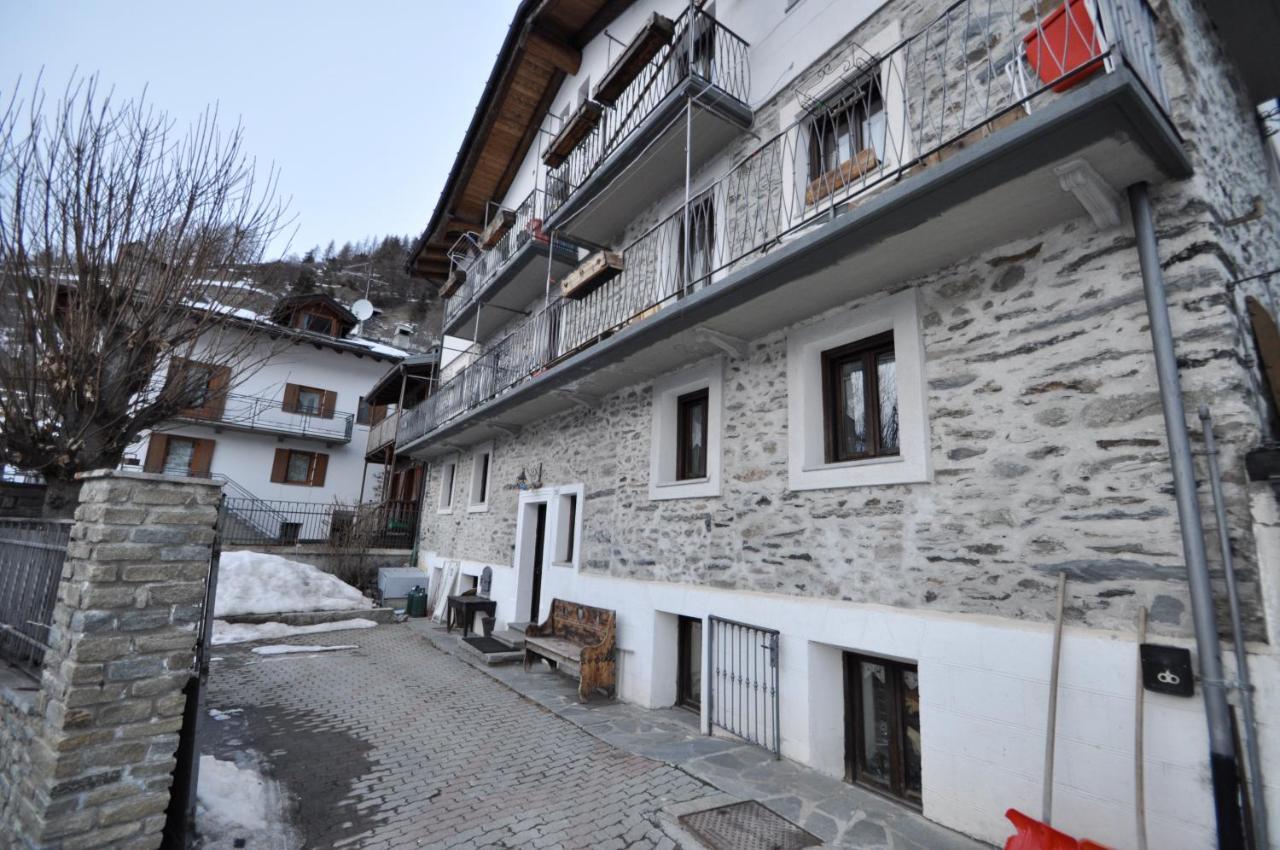 Magnifica Tavernetta Di La Thuile Apartment Exterior photo